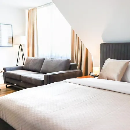 Moderne Ferienunterkunft In Ruhiger Lage Und Nur 7 Gehminuten Vom Entfernt - Hoher Schlafkomfort Und Gartenzugang Fuer Ideale Erholung An Der Ostsee Apartment