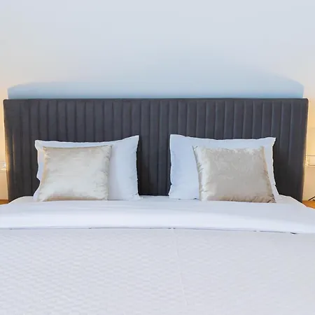 Moderne Ferienunterkunft In Ruhiger Lage Und Nur 7 Gehminuten Vom Entfernt - Hoher Schlafkomfort Und Gartenzugang Fuer Ideale Erholung An Der Ostsee Apartment *