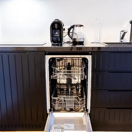 Moderne Ferienunterkunft In Ruhiger Lage Und Nur 7 Gehminuten Vom Entfernt - Hoher Schlafkomfort Und Gartenzugang Fuer Ideale Erholung An Der Ostsee